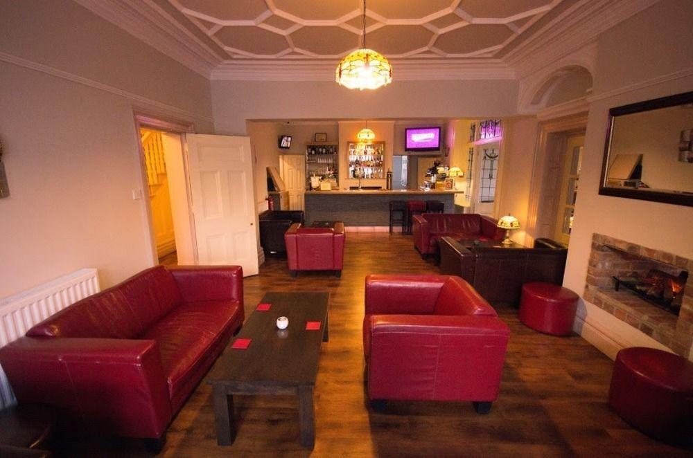 Heath Cottage Hotel Дьюсбері Екстер'єр фото