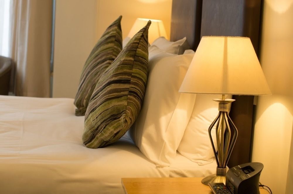 Heath Cottage Hotel Дьюсбері Екстер'єр фото